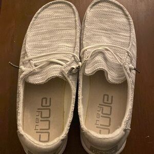 Wendy sox glacier grey hey dudes.